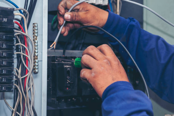 Best Electrical Outlet Repair  in Creve Coeur, MO